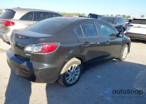 2013 Mazda Mazda3 I Grand Touring z USA, uszkodzony, nr VIN JM1BL1W75D1744994